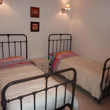 Villa Sleeps 8 Pool Wifi Penna San Giovanni